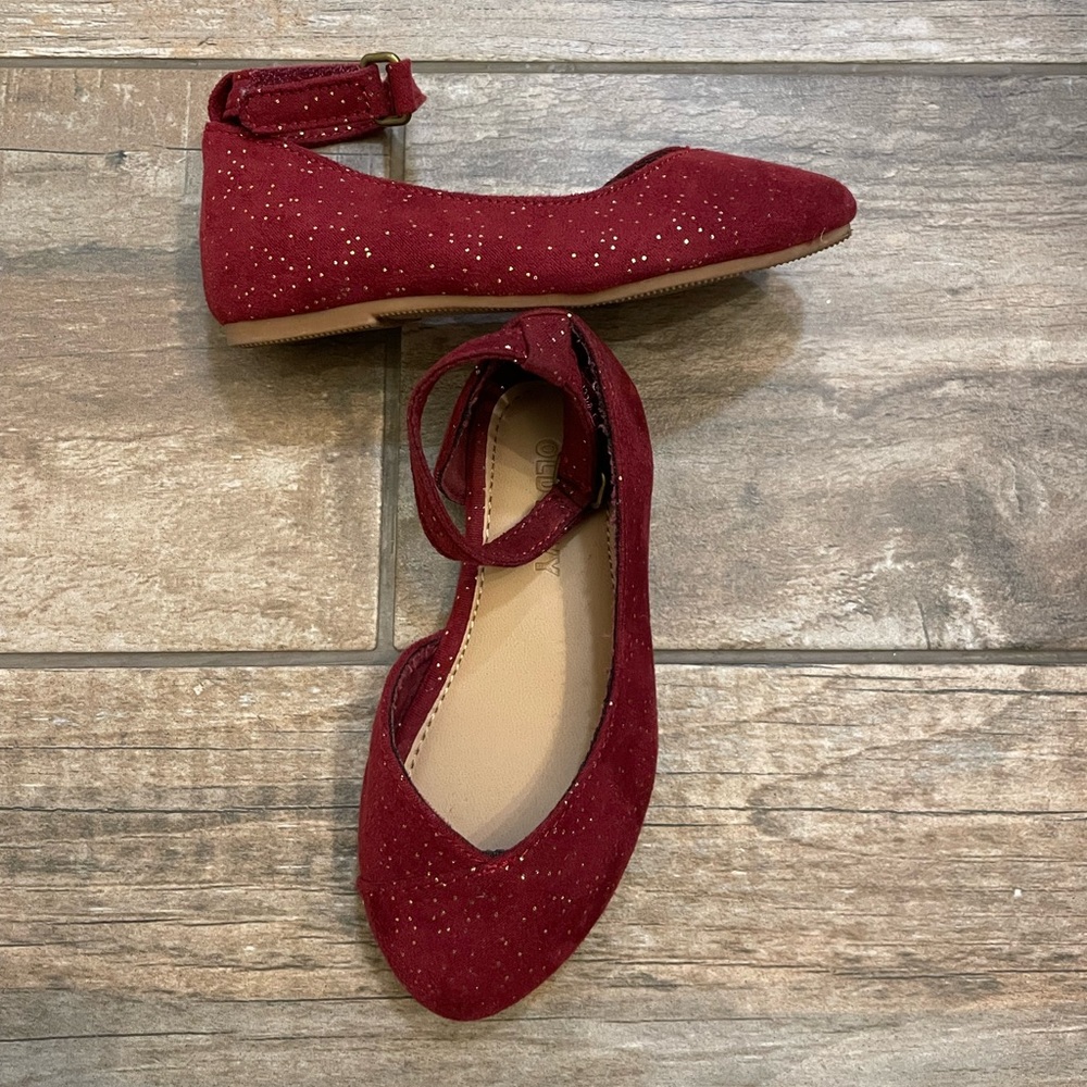 Old Navy Maroon and Gold Toddler Shoes